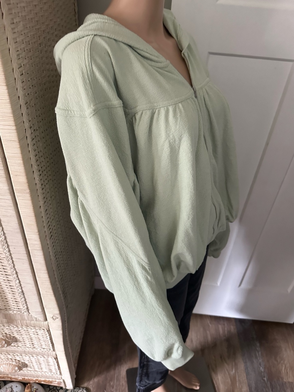 Aerie Zipup Hoodie - Picture 5 of 9